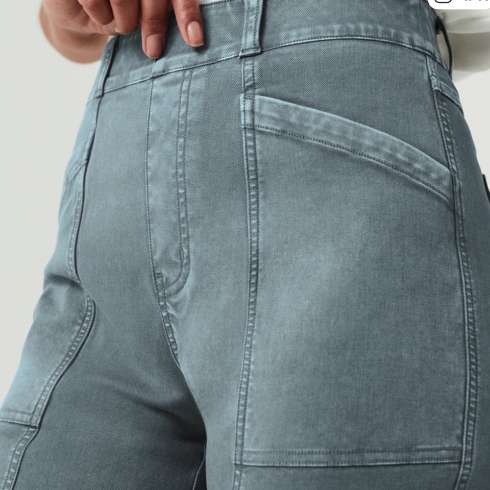 SPANX Ankle-Cropped Jeans in Washed Teal